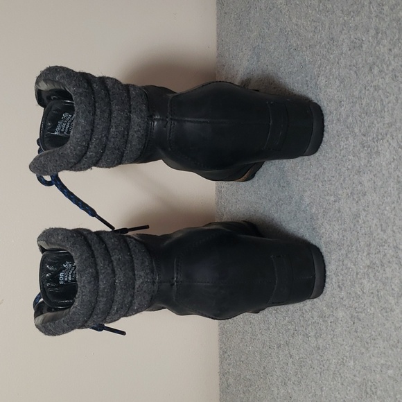 Sorel Black and Gray Lace Up Wedge Boots - Picture 6 of 9
